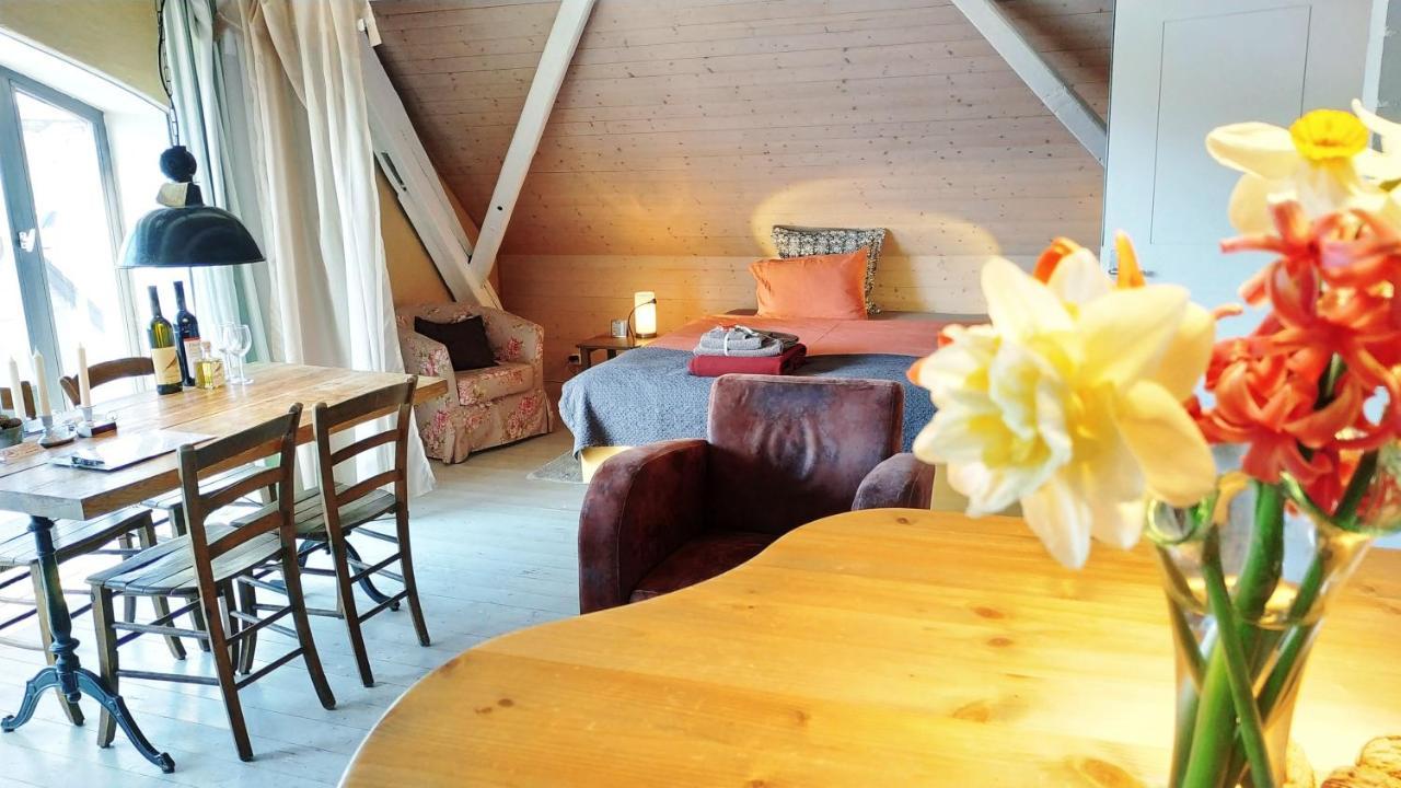 Blue Wall Bnb Gebenstorf Eksteriør billede